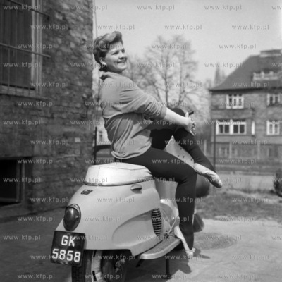 Baletnica na skuterze Osa. ( lata60). 
1962
0001822z
Fot....