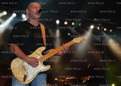 Podczas koncertu zespolu Perfect, na imprezie lata...