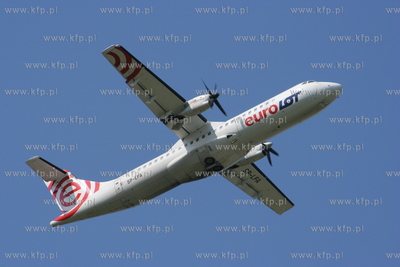 Gdansk , Rebiechowo Nz.ATR 72-202 EuroLOT 11.05.2006...