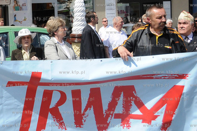 Po mszy w intencji ojczyzny z kosciola OO Redemptorystow...