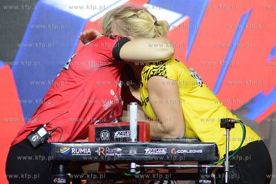 Hala Sportowo - Widowiskowa w Rumi. 50. Gala Armwrestligu...