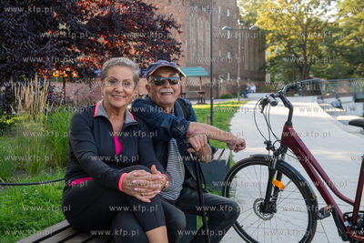 Bulwary nad Słupią w Słupsku. Nz. prezydent Słupska...
