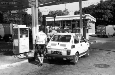 Stacja benzynowa CPN w Gdyni Kolibkach. 07.1994 5 M....