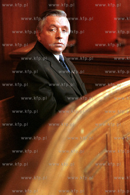 Andrzej Lepper w Sadzie Okregowym w Gdansku - przedstawiono...