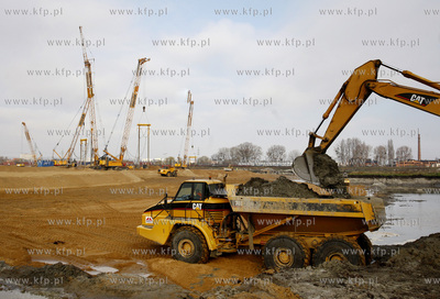 Gdansk Letnica. Budowa stadionu pilkarskiego.
15.04.2009
fot....