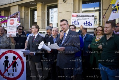 Urząd Miasta Gdańska. Happening Kongresu Nowej Prawicy,
Fundacji...
