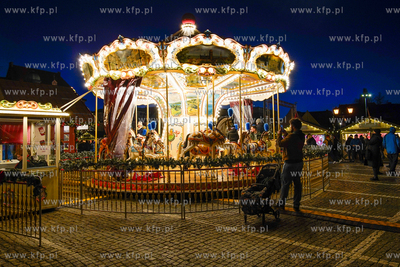 Jarmark Bożonarodzeniowy w Gdańsku. Karuzela. 22.11.2024...