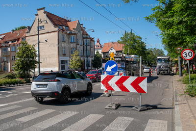 Remont nawierzchni alei Niepodległości w Sopocie....