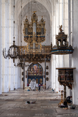 Prace remontowo - konserwatorskie w Bazylice Mariackiej...