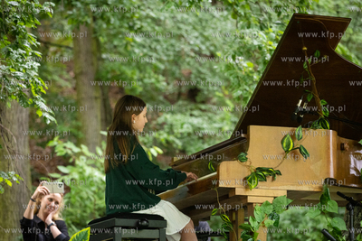 Sopot. Łysa Góra. Festiwal „Piano w naturze Sopot”....