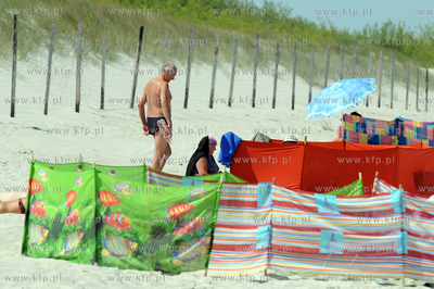 Dziwnow, plaza. Plazowicze  02.06.2009 fot. Wojciech...