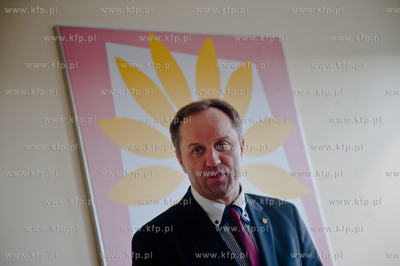 Gdansk. Uroczystosc zakonczenia II etapu rozbudowy...