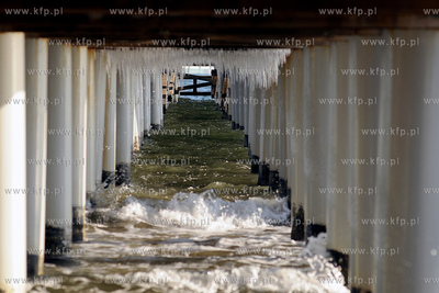 Gdynia. Zimowy spacer po Orlowie. 04.01.2009 fot. Andrzej...