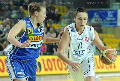 Hala Sportowo - Widowiskowa w Gdyni. Polfinal Mistrzostw...