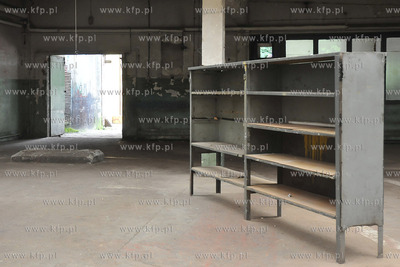 Hale dawnej zajezdni autobusowej w Gdyni. Uroczyste...