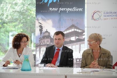 Sopot, Zatoka Sztuki - Lazienki Polnocne.. Konferencja...