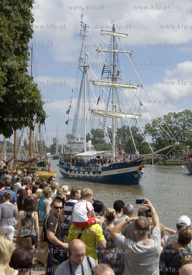 Uroczysta parada zaglowcow na Motlawie zakonczyla Baltic...