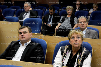 W  sali im. Lecha Badkowskiego Urzedzie Marszalkowskim...