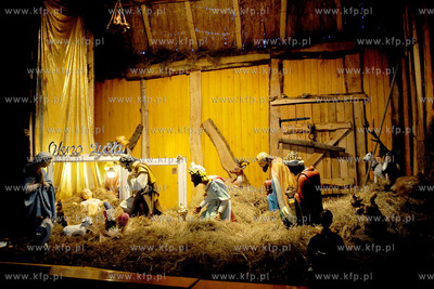 Rumia. Parafia NMP Wspomozenia Wiernych. Szopka bozonarodzeniowa...