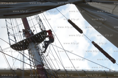 Dzien na Darze Mlodziezy ze studentami Akademii Morskiej...