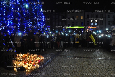 Mieszkańcy Kościerzyny oddali hołd zmarłemu prezydentowi...