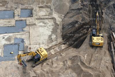 Budowa basenu przy skrzyżowaniu ulic Kościuszki z...