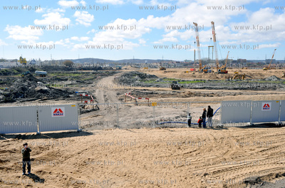 Budowa stadionu w Gdansku Letnicy. Mieszkancy Gdanska...