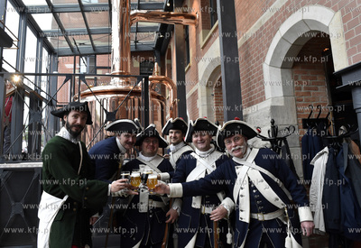 Otwarcie restauracji i browaru PG4 w Central Hotel...