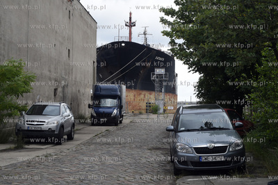 Gdynia. Okolice stoczni Nauta na u. Waszyngtona.  Na...