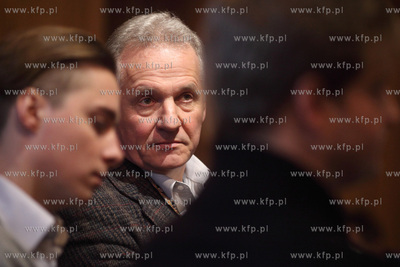 Gdansk. Ratusz Staromiejski. dDebata Ukraina - stara...