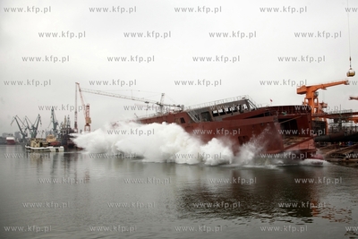 Wodowanie ekologicznego promu na zamowienie dunskiej...