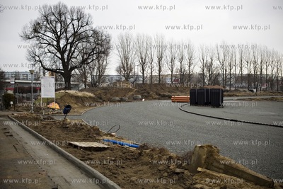 Budowa stadionu lekkoatletycznego przy al. Grunwaldzkiej...