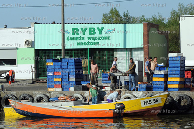 Frombork. Port rybacki na Zalewie Wislanym  03.05.2009...