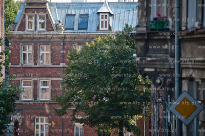 Gdansk. Kamienice przy ul. Biskupiej. 11.09.2012 fot....