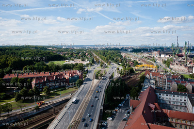 Gdansk. Widok na Blednik z wiezowca Zieleniak.
04.09.2012
fot....
