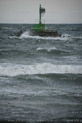 Ggansk. Gorki Zachodnie. Wysoka fala i calkowicie zalana...
