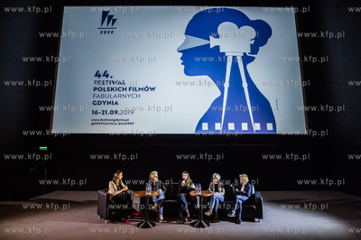 Gdynia. Centrum Riviera. Kino Helios. 44. Festiwal...