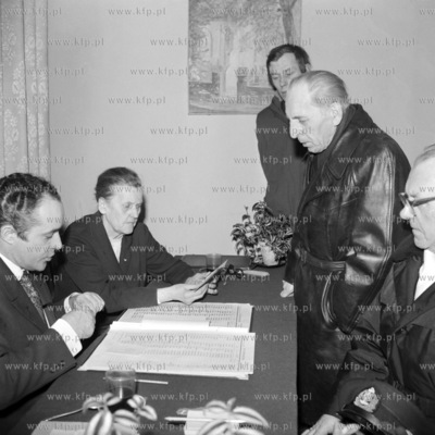 Wybory do sejmu PRL i rad narodowych. Mieszkancy Gdanska...