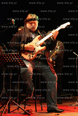 Koncert festiwalowy TRIBUTE TO JIMI HENDRIX Jarka Smietany....
