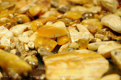 Amberif 2010. 17. Miedzynarodowe Targi Bursztynu, Bizuterii...