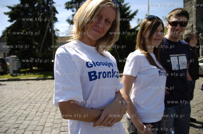Blekitny Tour - autobus wyborczy Bronislawa Komorowskiego,...