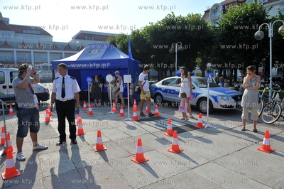 Sopot. Molo. ABC Bezpieczenstwa - Piknik Motoryzacyjny....