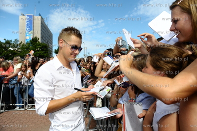 Gdynia. Plac Grunwaldzki. IV zlot fanow "M jak Milosc"....