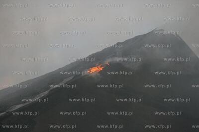 Pozar budynku przy ul. Starowiejskiej 11 w Gdansku-Letnicy....