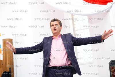 Bytow. Janusz Palikot spotkal sie z mieszkancami miasta....