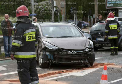 Gdynia. Wypadek na skrzyzowaniu ulic Morskiej i Wolnosci....