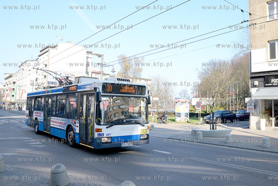 Skwer Tajnego Hufca Harcerzy przy ul. Swietojanskiej...