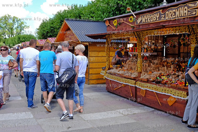 Sopot. Skwer Kuracyjny. Cepeliada. 19.07.2016 fot....