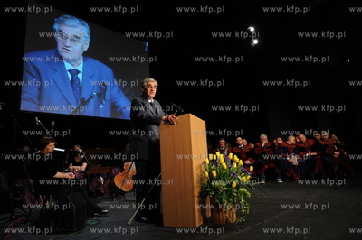 20 lat gdanskiej samorzadnosci. Uroczystosc w Teatrze...