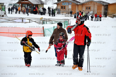 Stok narciarski w Przywidzu na Kaszubach. Na miejscu...